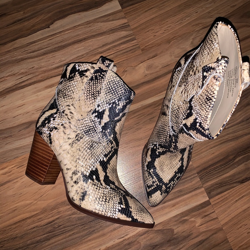 Gibson Latimer booties